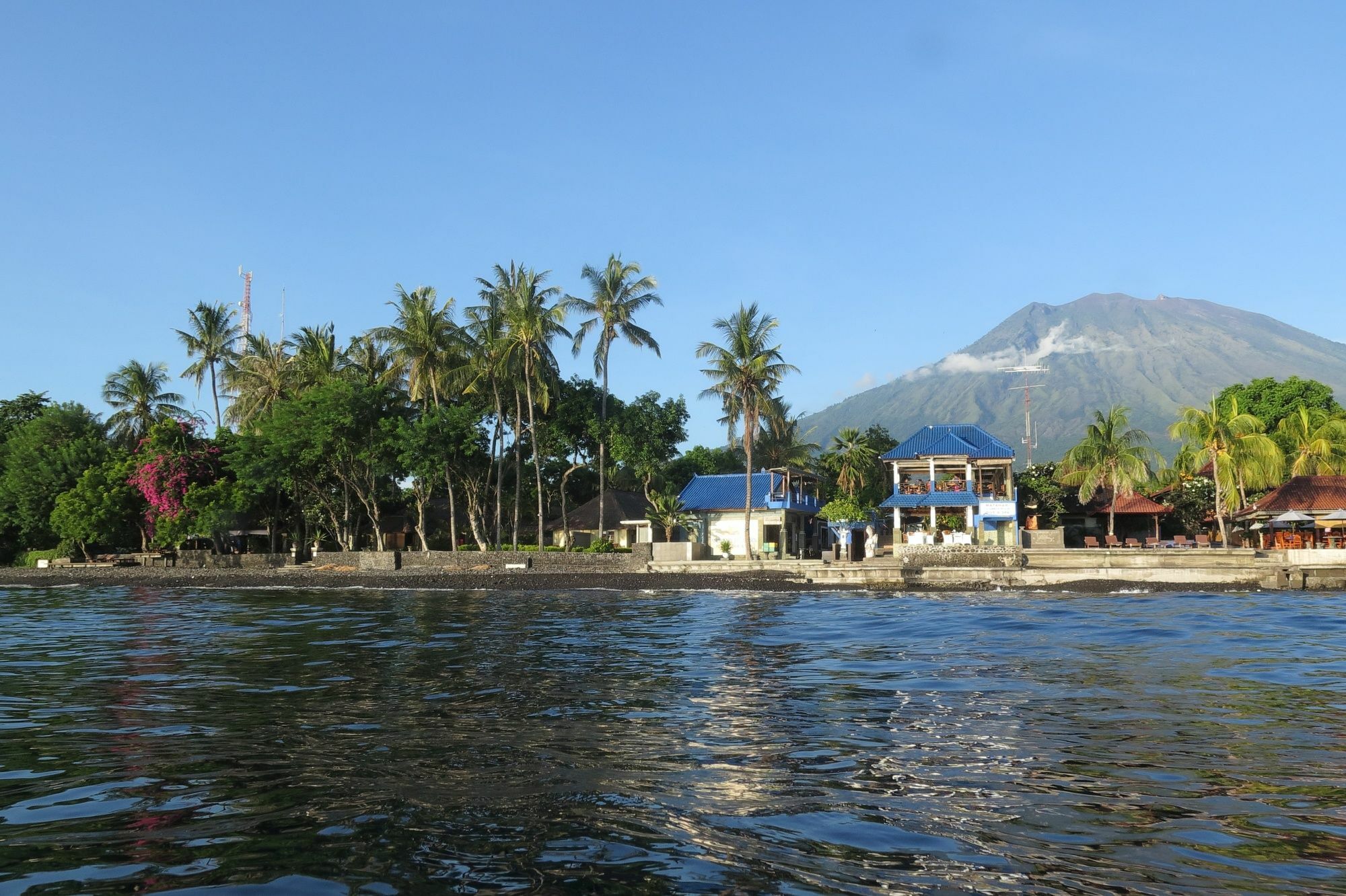 Matahari Tulamben Resort, Dive & Spa Екстер'єр фото